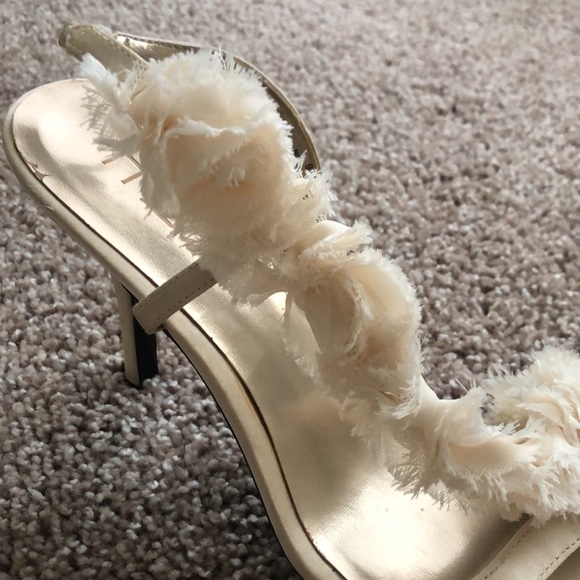 Moda Spana Heels - Picture 4 of 8